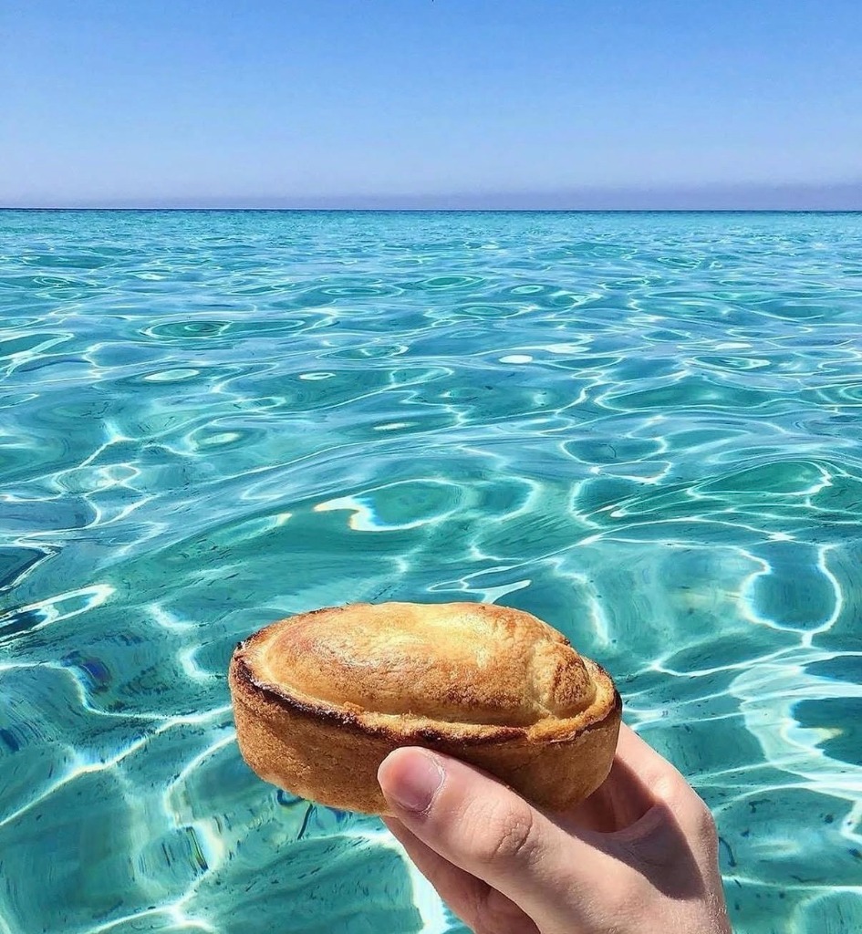 Pasticciotto Leccese in riva al mare